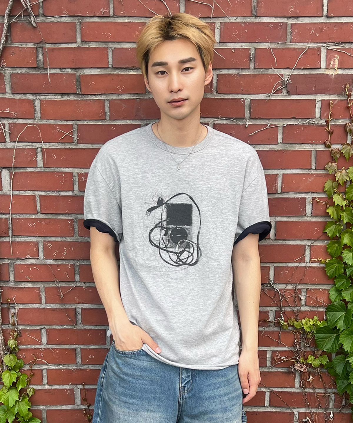 메종미네드(MAISON MINED) MP3 GRAPHIC LAYERED HALF T MELANGE GRAY