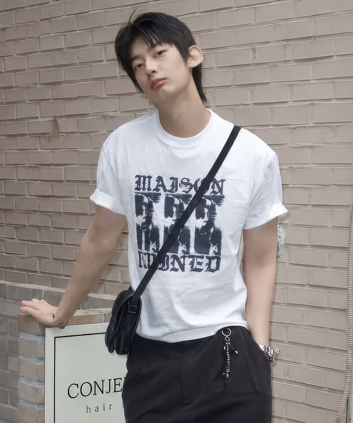 메종미네드(MAISON MINED) FADE DRIFT GRAPHIC CROP HALF T WHITE
