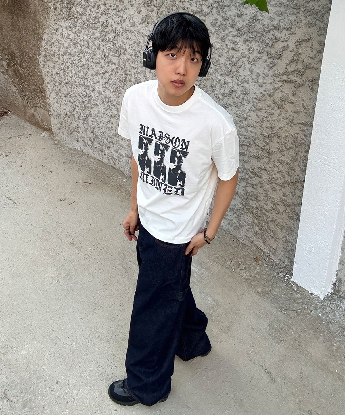 메종미네드(MAISON MINED) FADE DRIFT GRAPHIC CROP HALF T WHITE