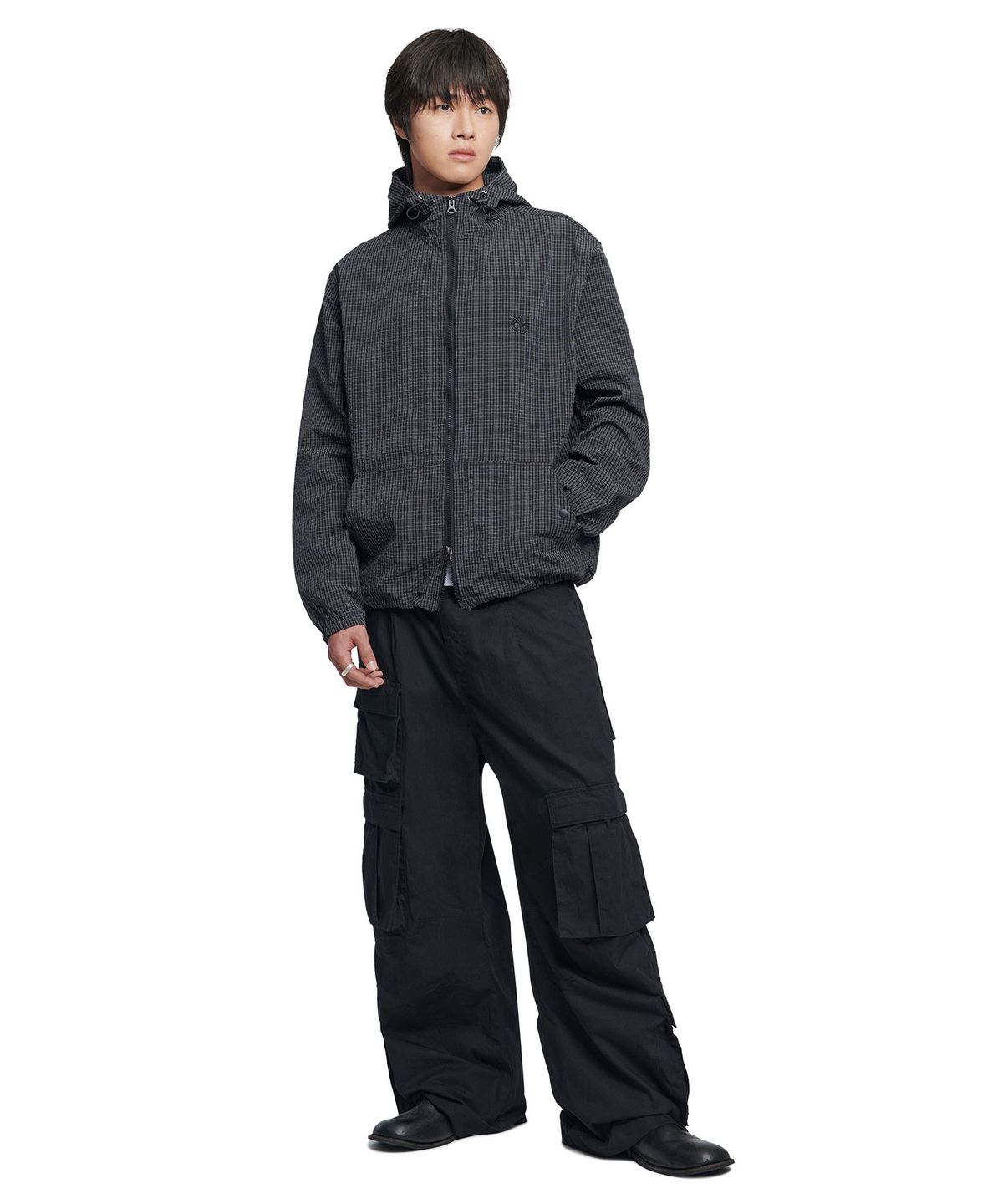 노매뉴얼(NOMANUAL) HOODED CHECK WIND JACKET - BLACK