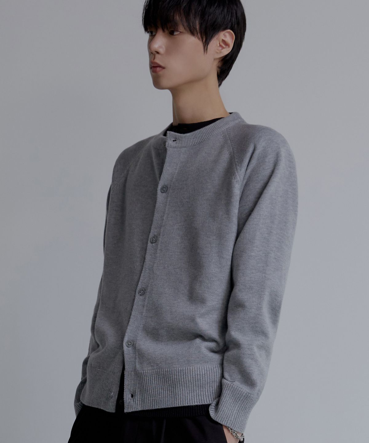 노드유(NODU) 라글란 헤라시 라운드 크롭 가디건 [그레이]