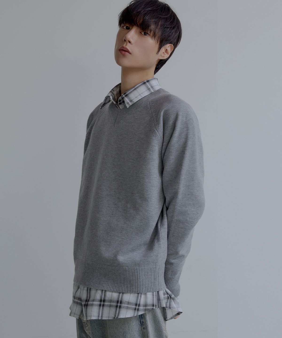 노드유(NODU) 브이넥 헤라시 라글란 크롭 니트 [그레이]