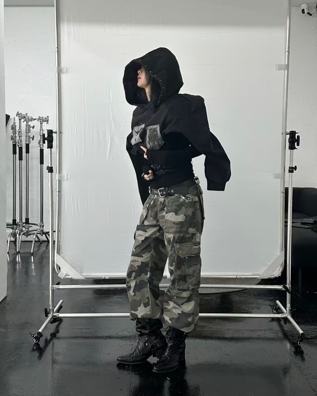 리버뉴스(LIBERALNEWS) Neo-Noir Rebellion CAMO CARGOPANT