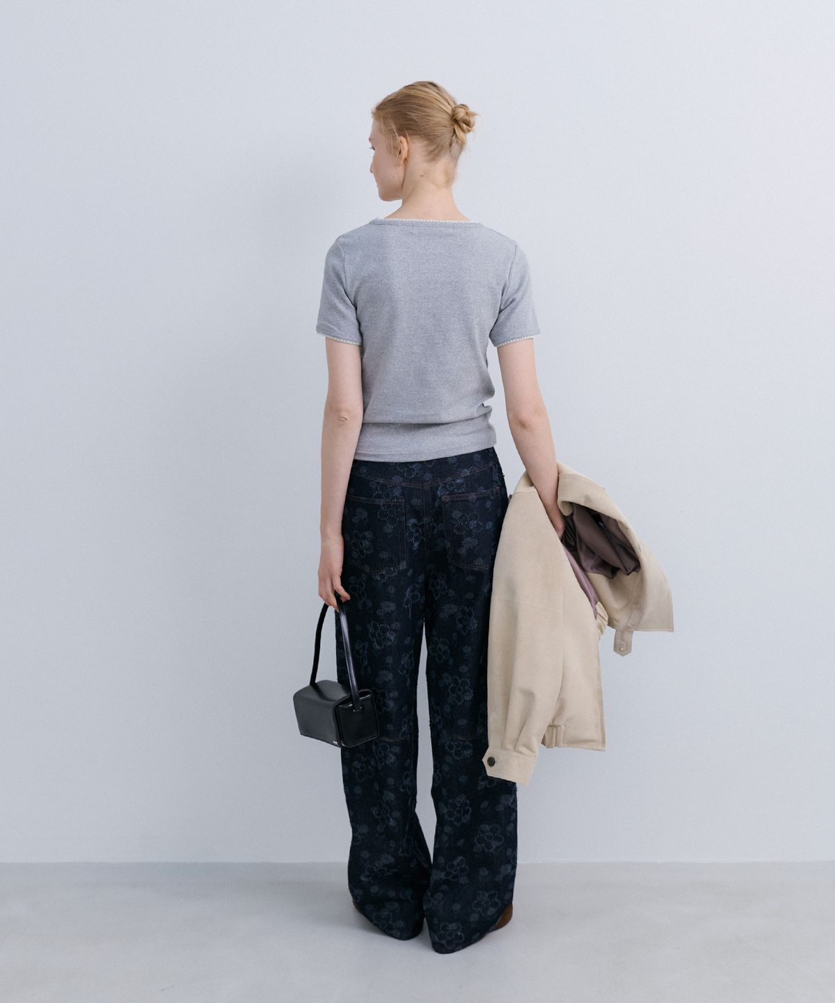 에핑글러(EPINGLER) MELO STITCH TOP - LIGHT GREY