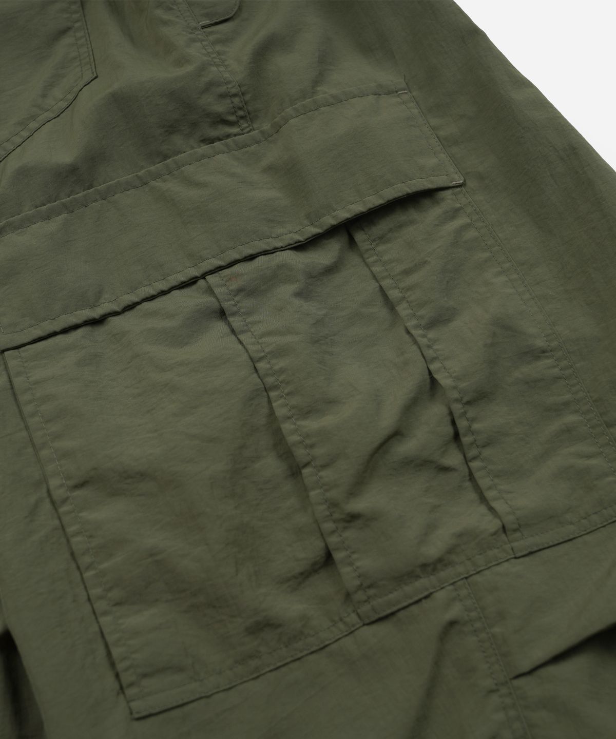 프리즘웍스(FRIZMWORKS) PARACHUTE NYLON BALLOON PANTS _ OLIVE