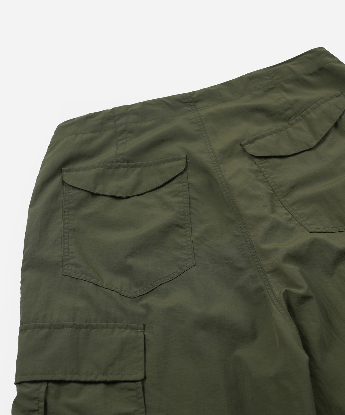 프리즘웍스(FRIZMWORKS) PARACHUTE NYLON BALLOON PANTS _ OLIVE