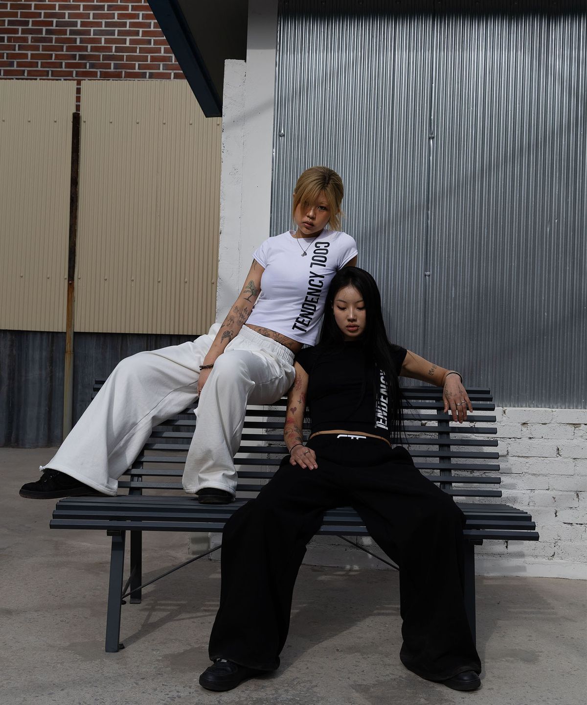 씨티씨(CTC) Signature tendency tee (white)