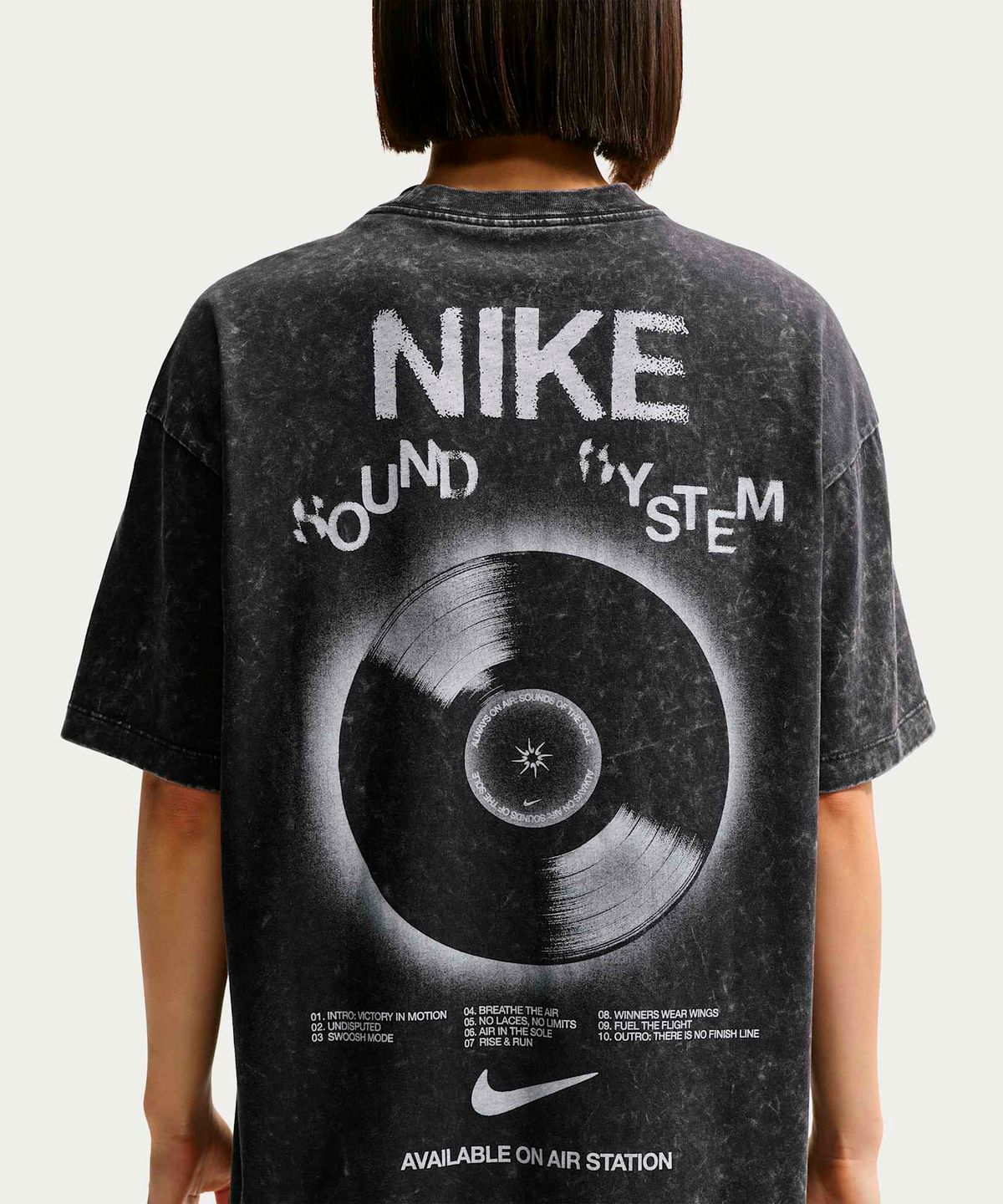 나이키(NIKE) 스포츠웨어 클래식 오버사이즈 티셔츠 W - 블랙 / IV2035-010