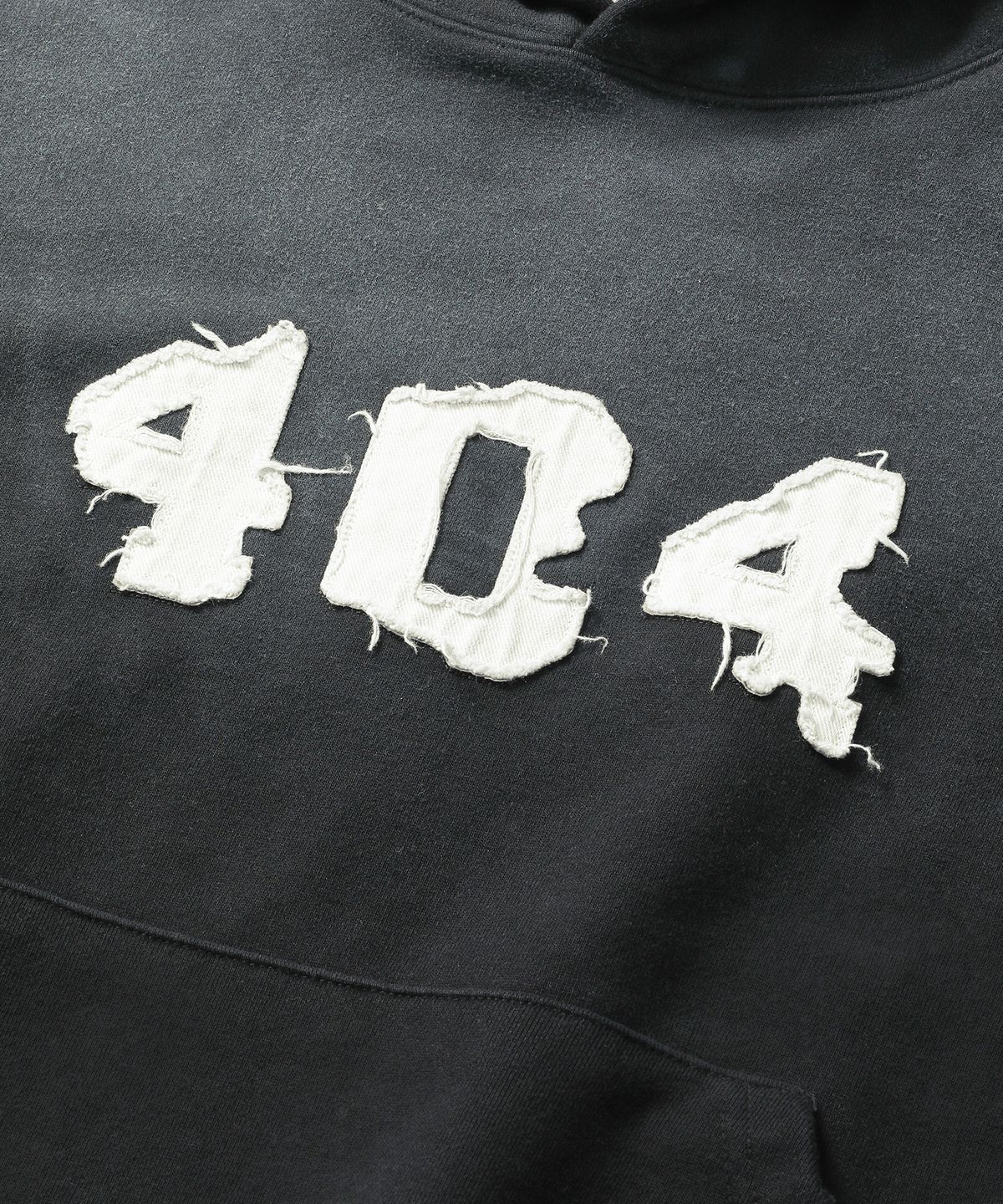 씨에이치사공사(CH.404) 404 HOODIE BLACK
