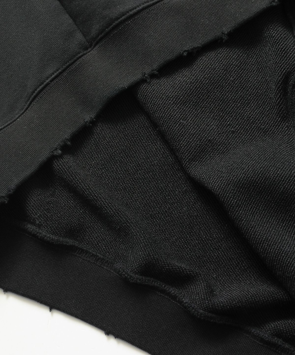 씨에이치사공사(CH.404) 404 HOODIE BLACK