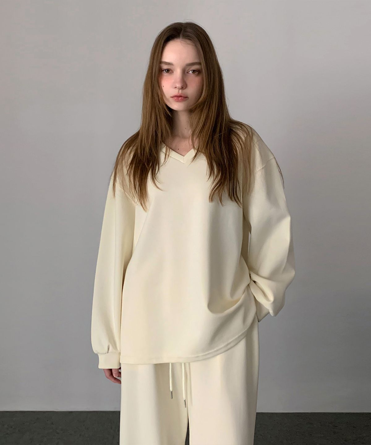 바스카라(VASCARA) [SET] Cozy V-neck T-shirt + Banding Pants Set-up (3colors)