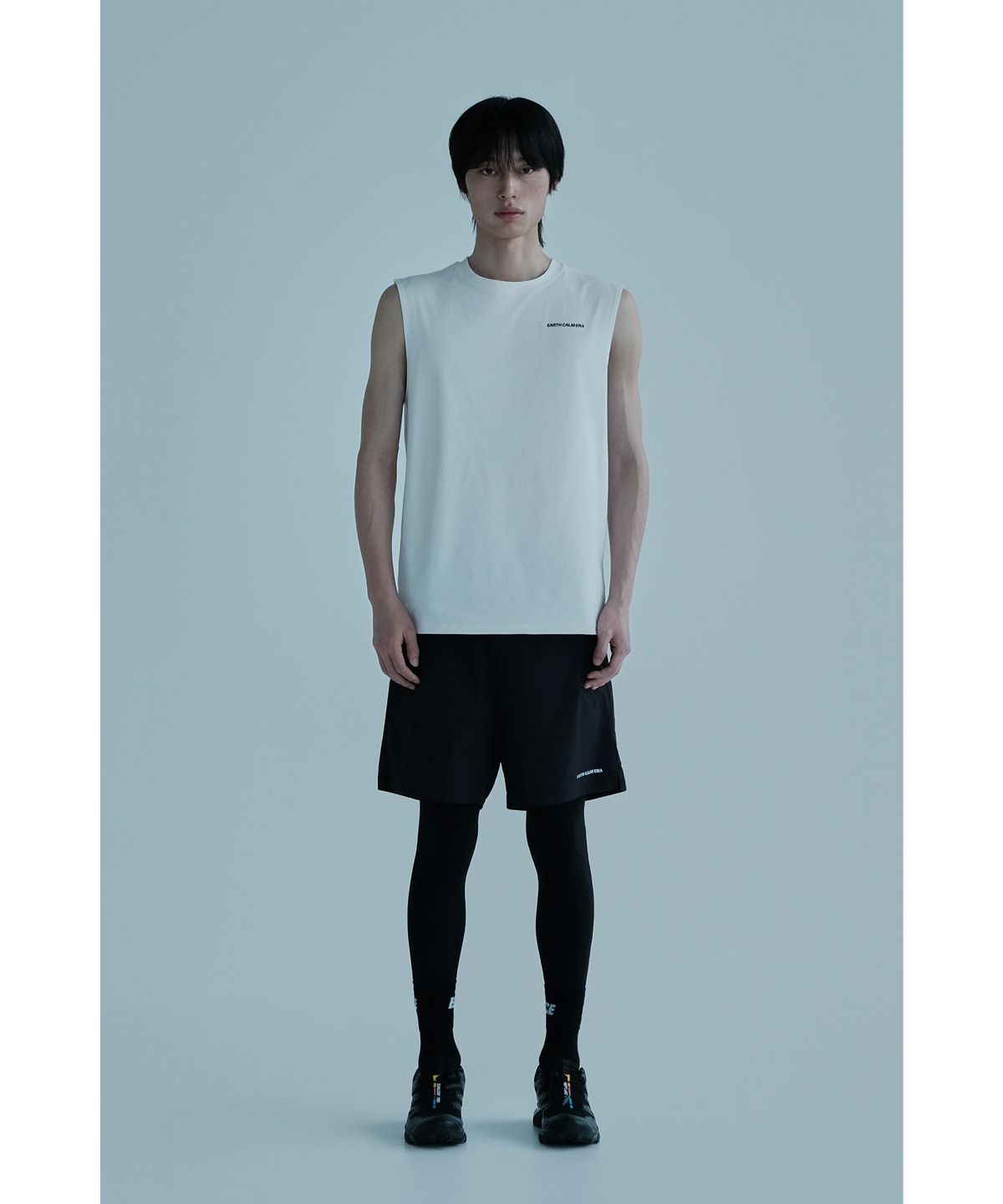 얼스캄에라(EARTH CALM ERA) 소프트 에센셜 슬리브리스_화이트