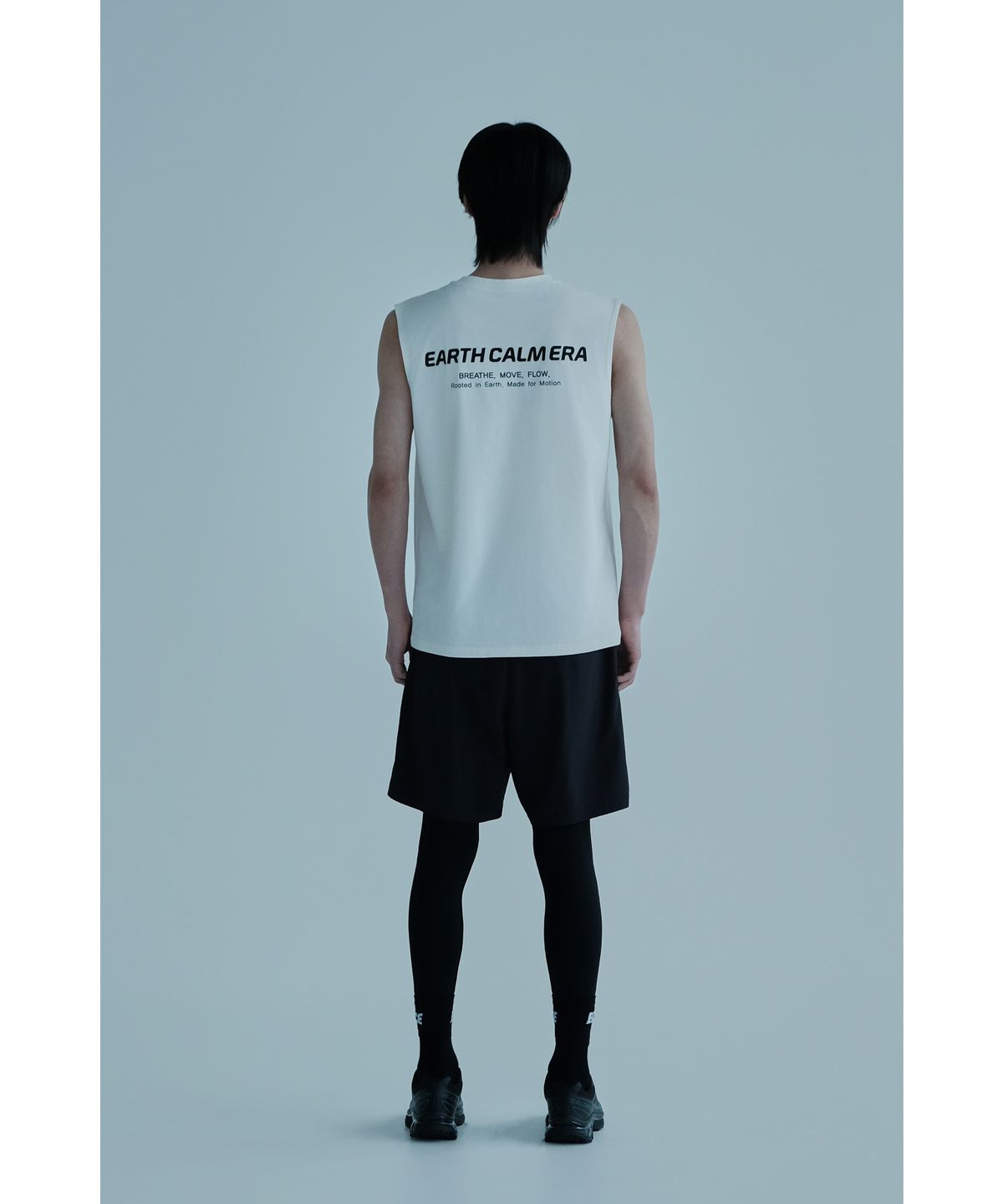 얼스캄에라(EARTH CALM ERA) 소프트 에센셜 슬리브리스_화이트