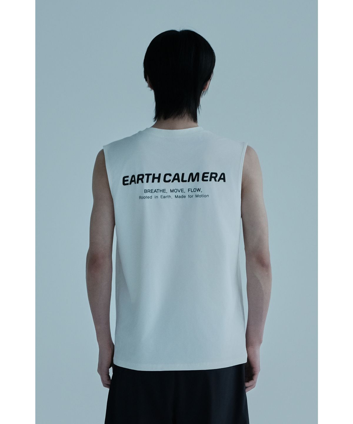 얼스캄에라(EARTH CALM ERA) 소프트 에센셜 슬리브리스_화이트