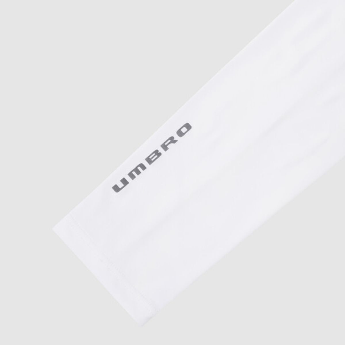 엄브로(UMBRO) 스포츠 팔토시 화이트 UR223SAO53