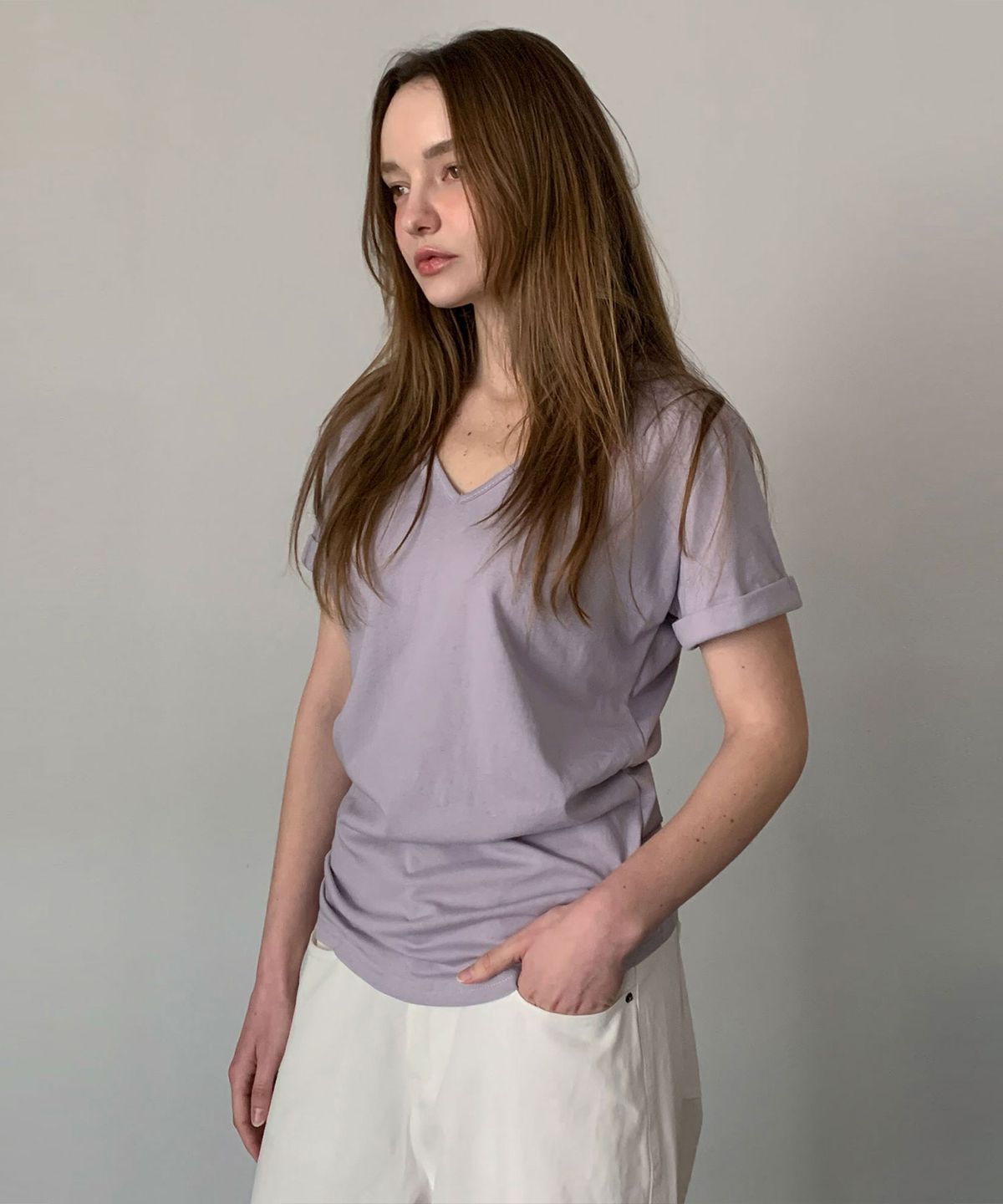 바스카라(VASCARA) Deep V-neck Regular Short-Sleeved T-shirt (4colors)