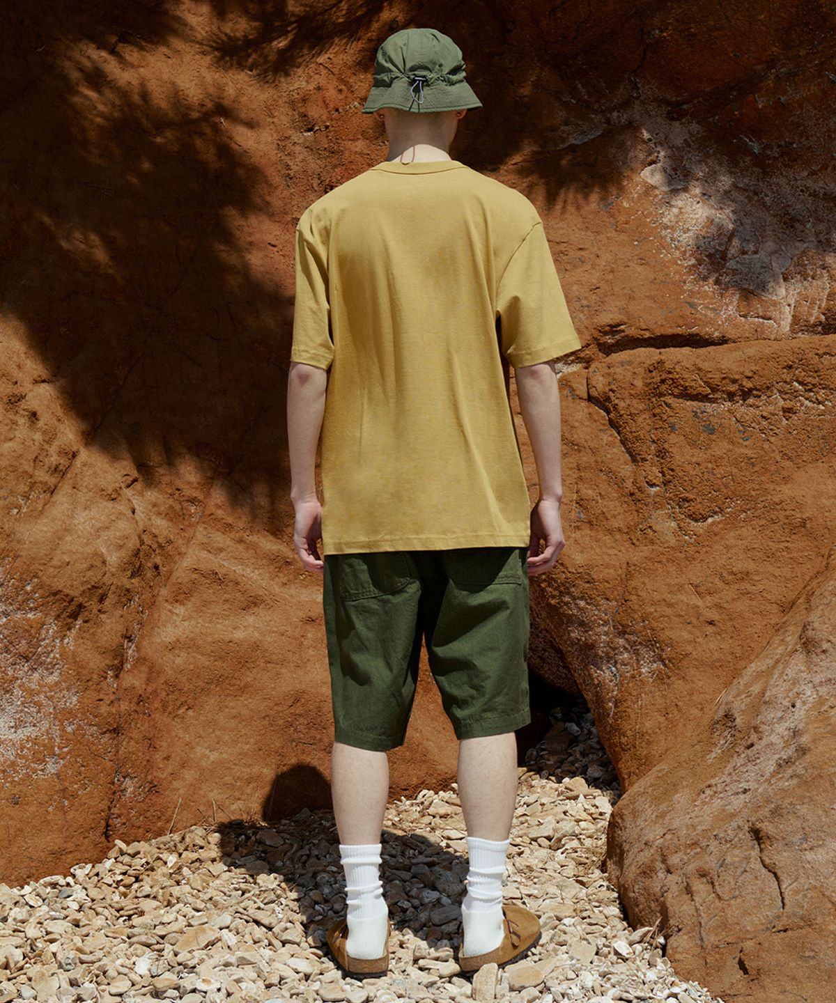 알파 인더스트리(ALPHA INDUSTRIES) 릴랙스드 시팅 프리티 티셔츠 텀블위드