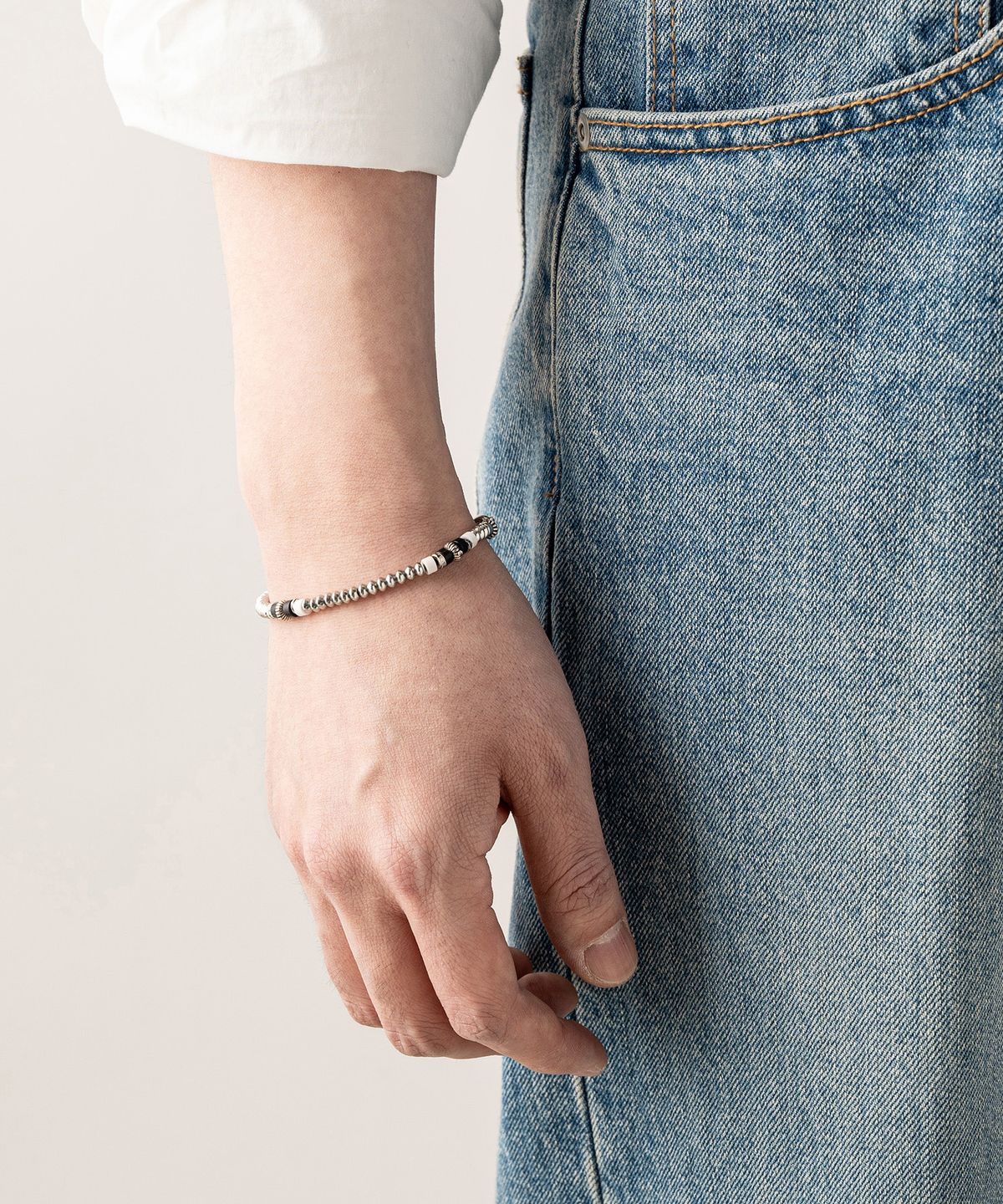 와일드 브릭스(WILD BRICKS) W25 METAL BEAD BRACELET (black)