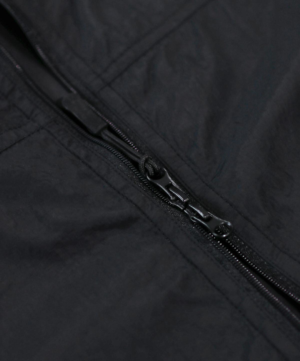 마스마룰즈 어패럴(MASMARULEZ APPAREL) Essential Two Way Light Windbreaker_Black