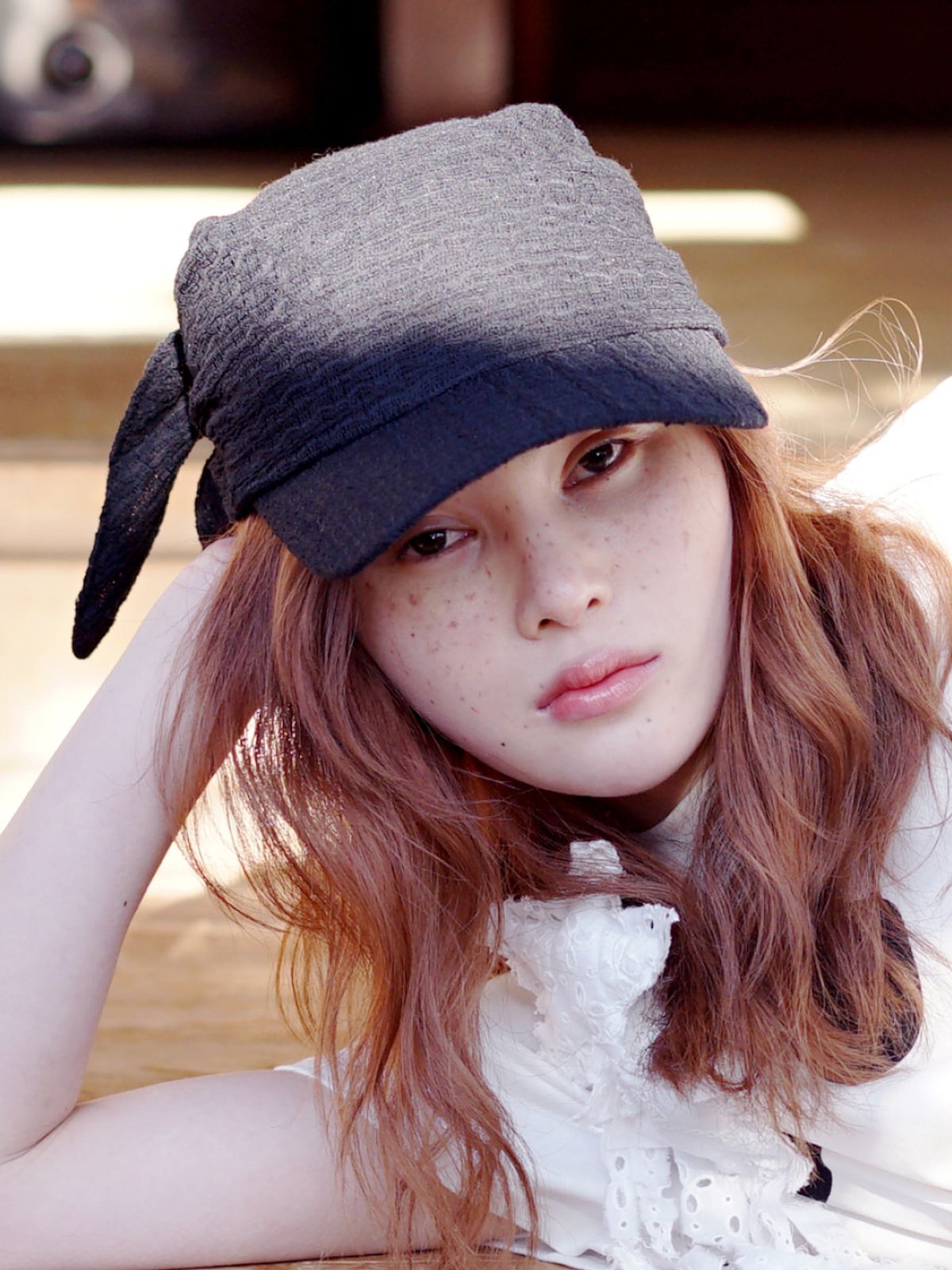 포에지담(POESIEDAME) FLOWY SCARF CAP IN BLACK
