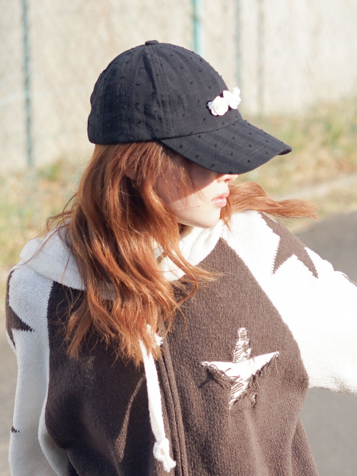 포에지담(POESIEDAME) ROSETTE CAP IN BLACK