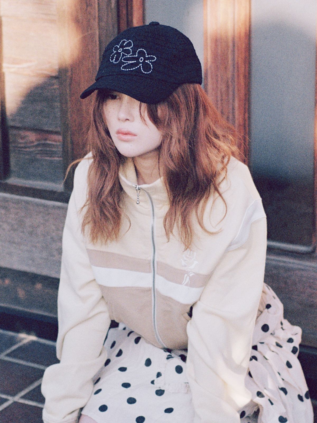 포에지담(POESIEDAME) POSY CAP IN BLACK