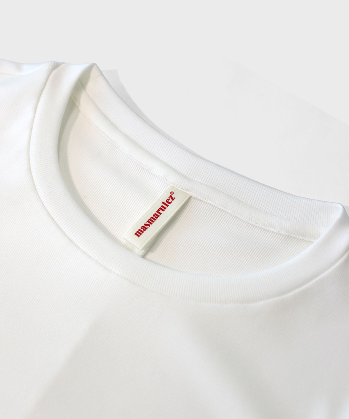 마스마룰즈 어패럴(MASMARULEZ APPAREL) Slim Fit Line Detail Top_2 Colors