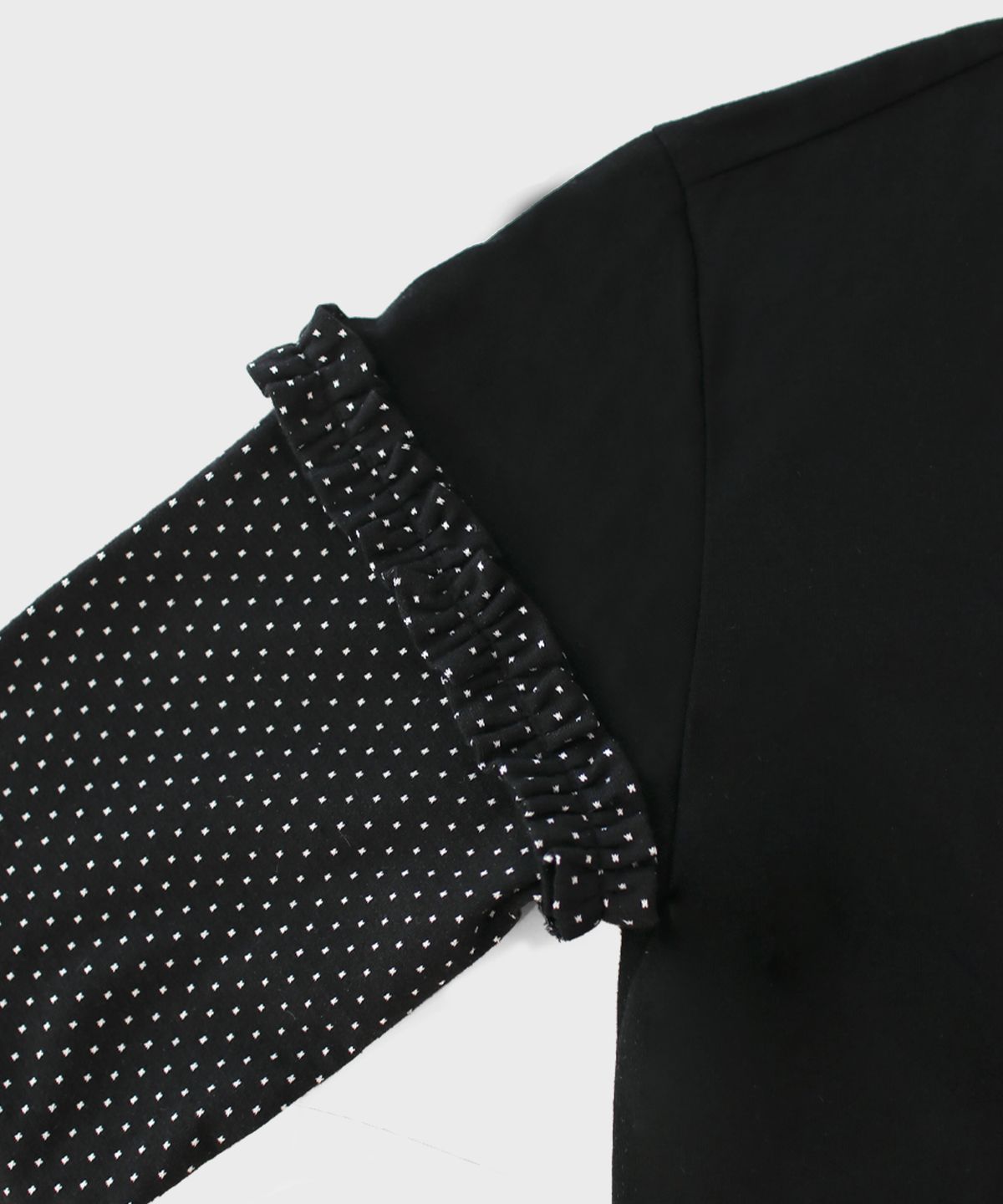 마스마룰즈 어패럴(MASMARULEZ APPAREL) Layered Dot Ruffle Long Sleeve_Black