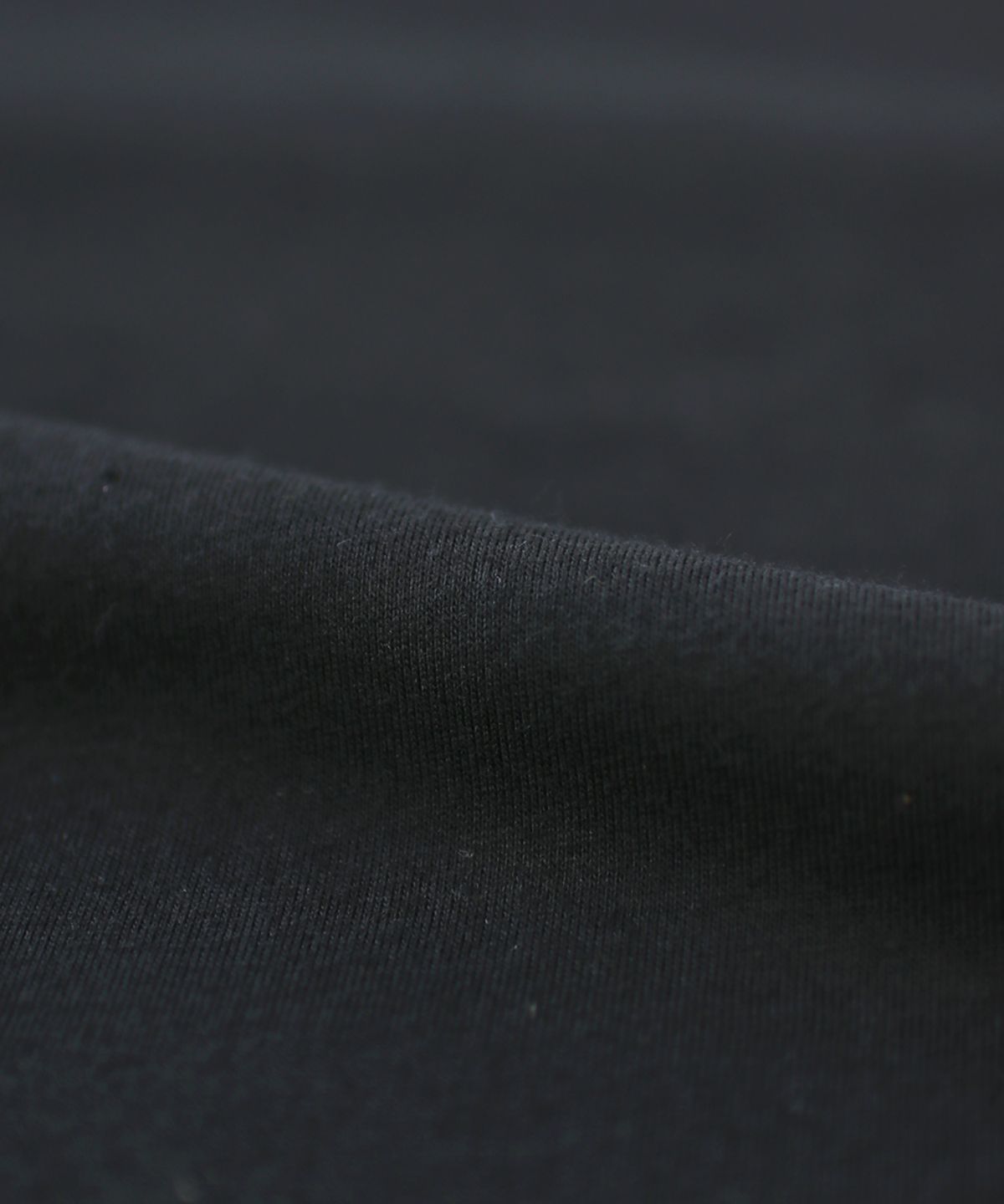 마스마룰즈 어패럴(MASMARULEZ APPAREL) Layered Dot Ruffle Long Sleeve_Black