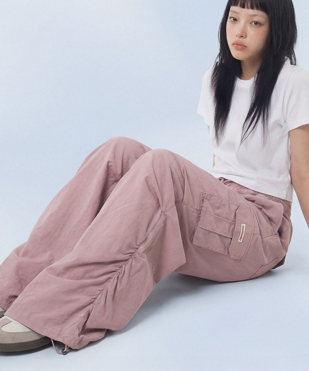 마스마룰즈 어패럴(MASMARULEZ APPAREL) Essential Parasuit Shirring Cargo Pants_Indie Pink