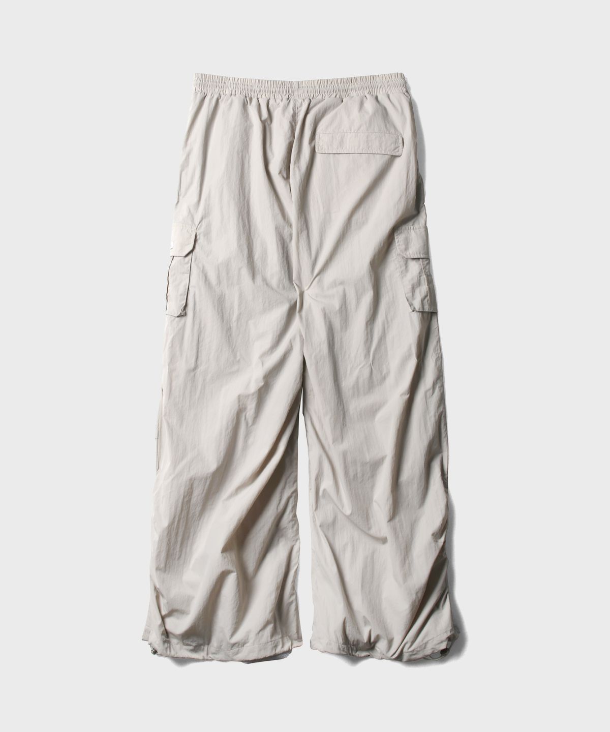 마스마룰즈 어패럴(MASMARULEZ APPAREL) Essential Parasuit Shirring Cargo Pants_Light Gray