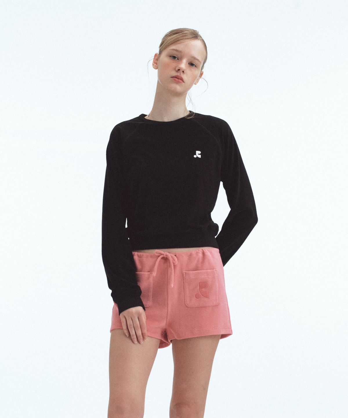 레스트앤레크레이션(REST&RECREATION) TERRY CROPPED SWEATSHIRT - BLACK