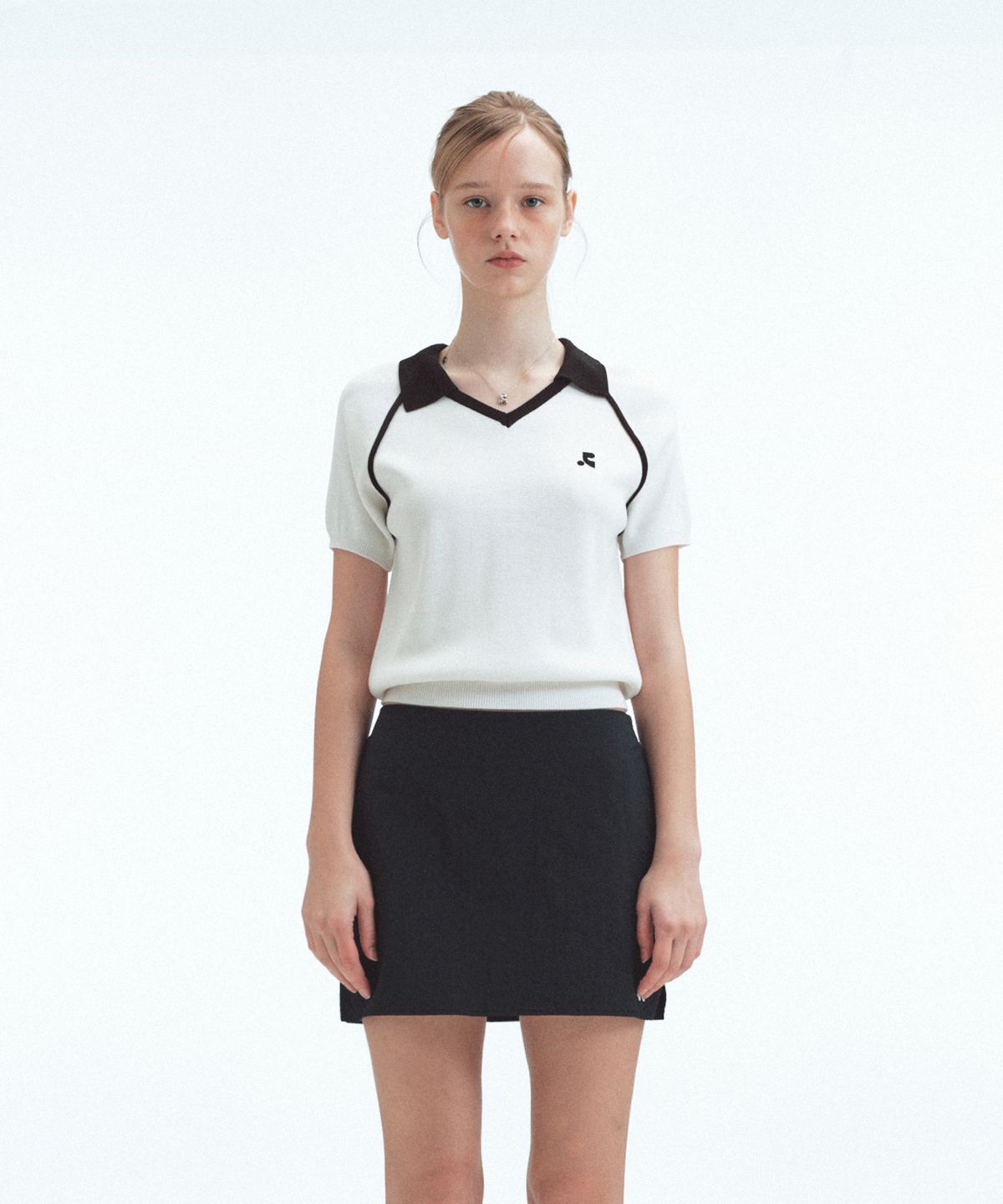 레스트앤레크레이션(REST&RECREATION) V-NECK COLLAR KNIT TOP - WHITE