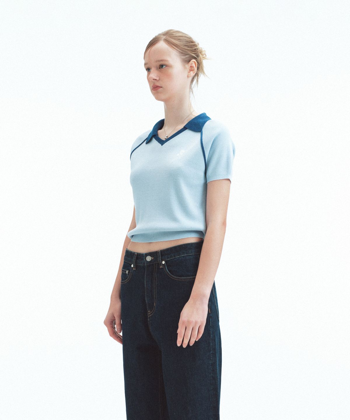 레스트앤레크레이션(REST&RECREATION) V-NECK COLLAR KNIT TOP - SKY BLUE