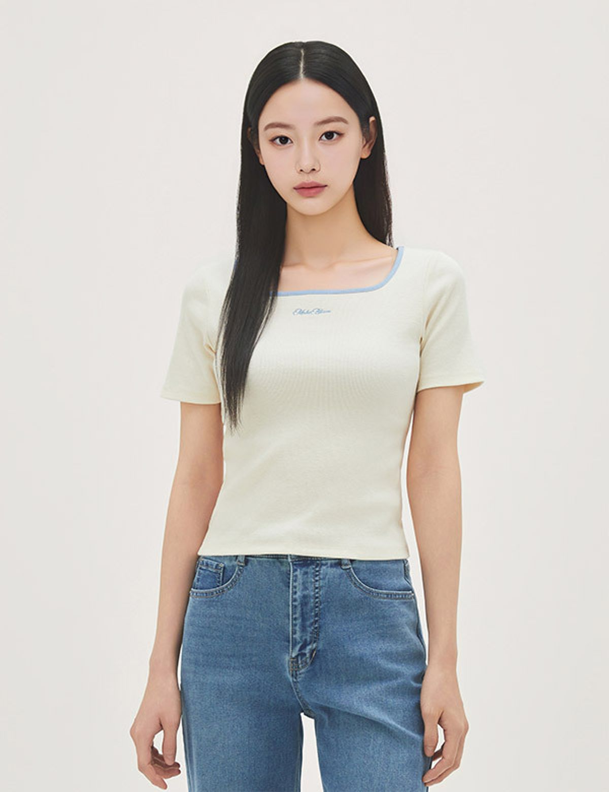 로엠(ROEM) 스트레이트 데님 RMTJG24G11