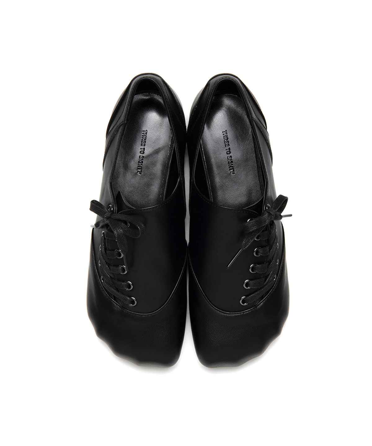 쓰리투에이티(THREE TO EIGHTY) ANIMAL DIAGONAL STRAP FLATS BLACK