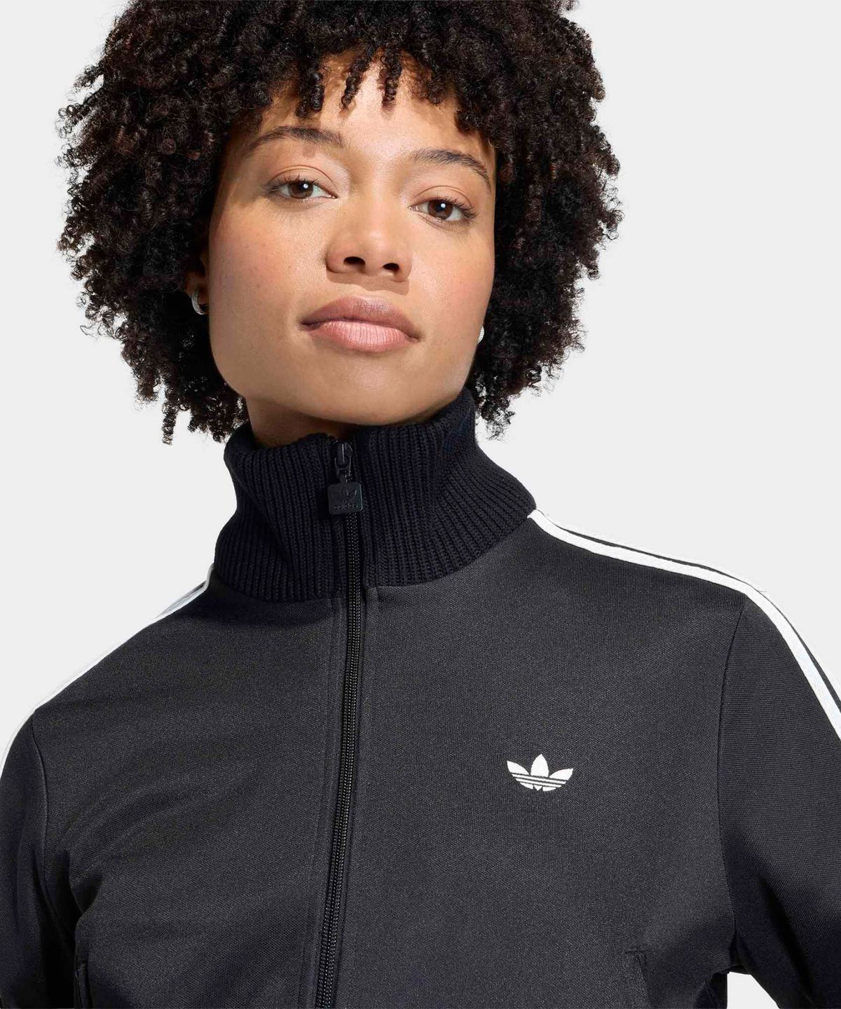 아디다스(ADIDAS) 파이어버드 니트 크로셰 트랙탑 - 블랙 / KD5455