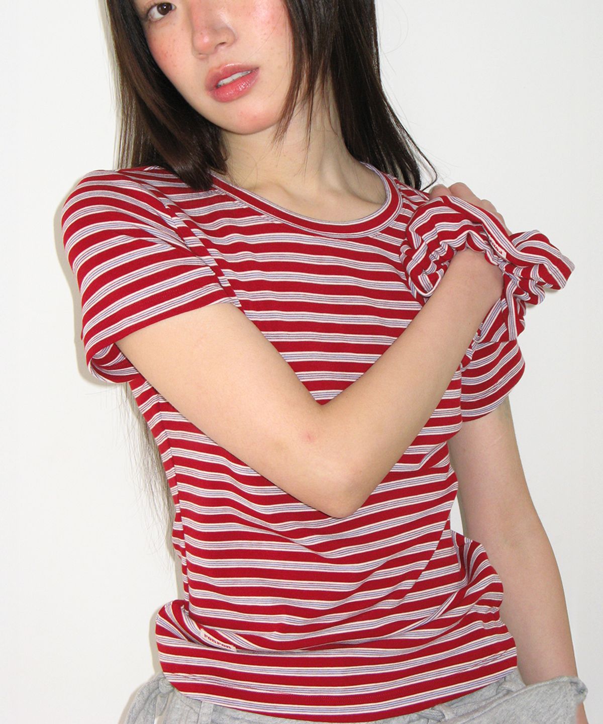 론론(RONRON) SCRUNCHIE SET SLIM FIT T SHIRT RED STRIPE