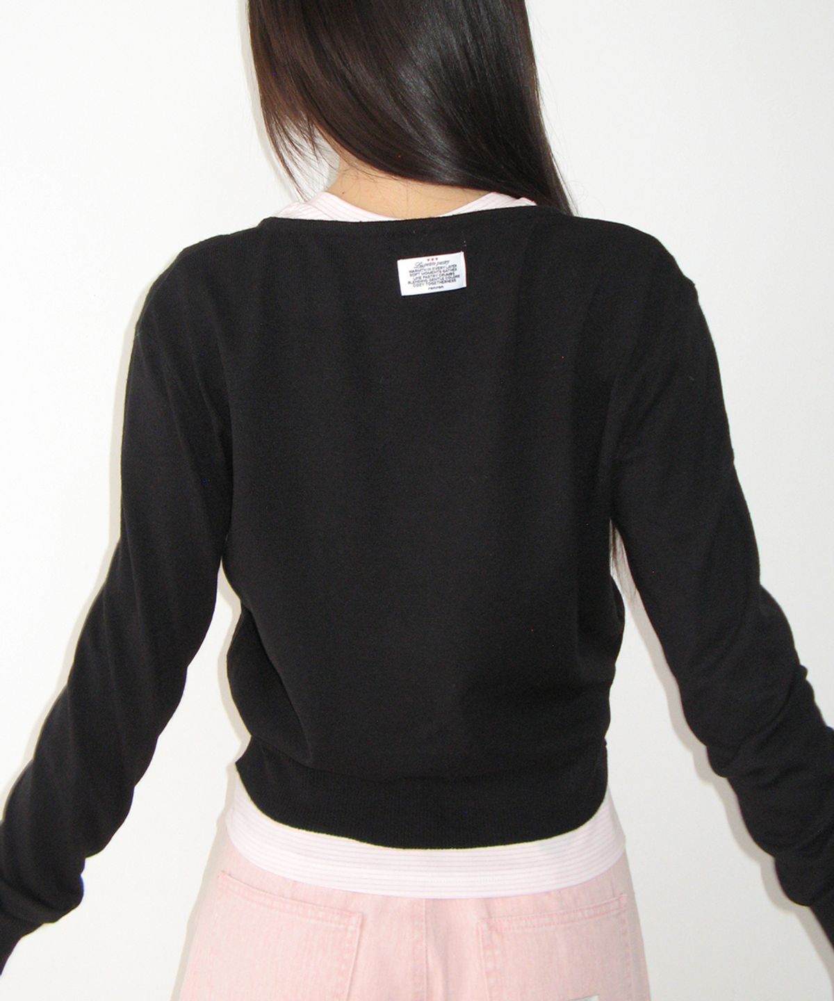 론론(RONRON) BASIC DEEP V NECK COMPACT KNIT BLACK