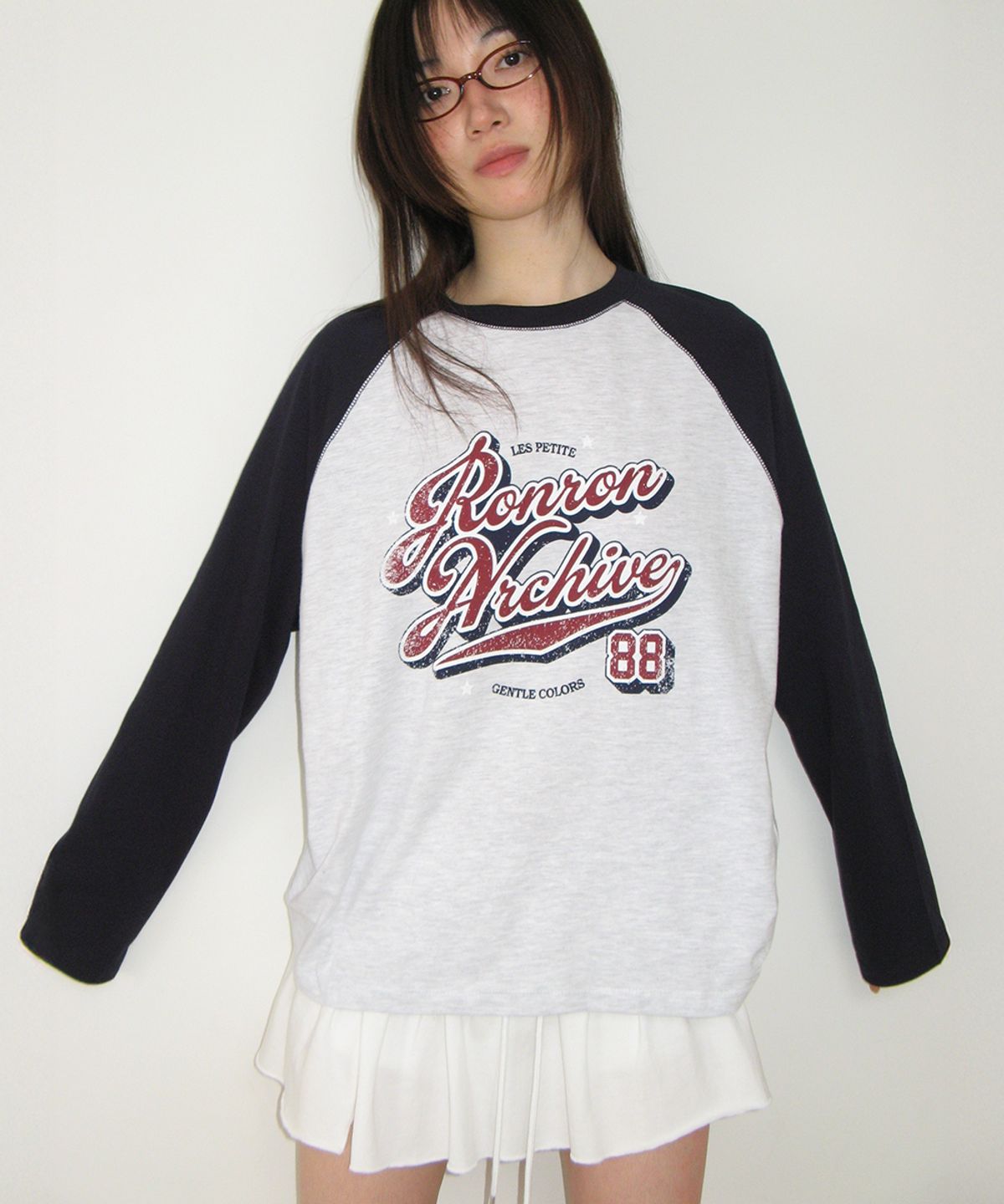 론론(RONRON) VINTAGE ARCHIVE RAGLAN LONG SLEEVE WHITE MELANGE NAVY
