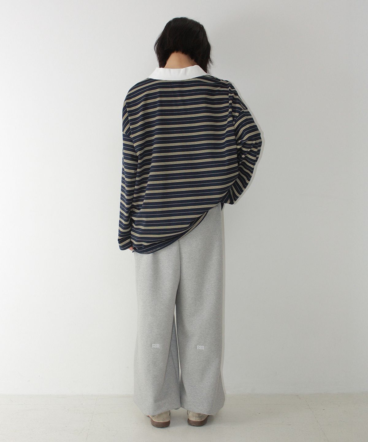 론론(RONRON) STRIPE V NECK COLLAR LONG SLEEVE NAVY