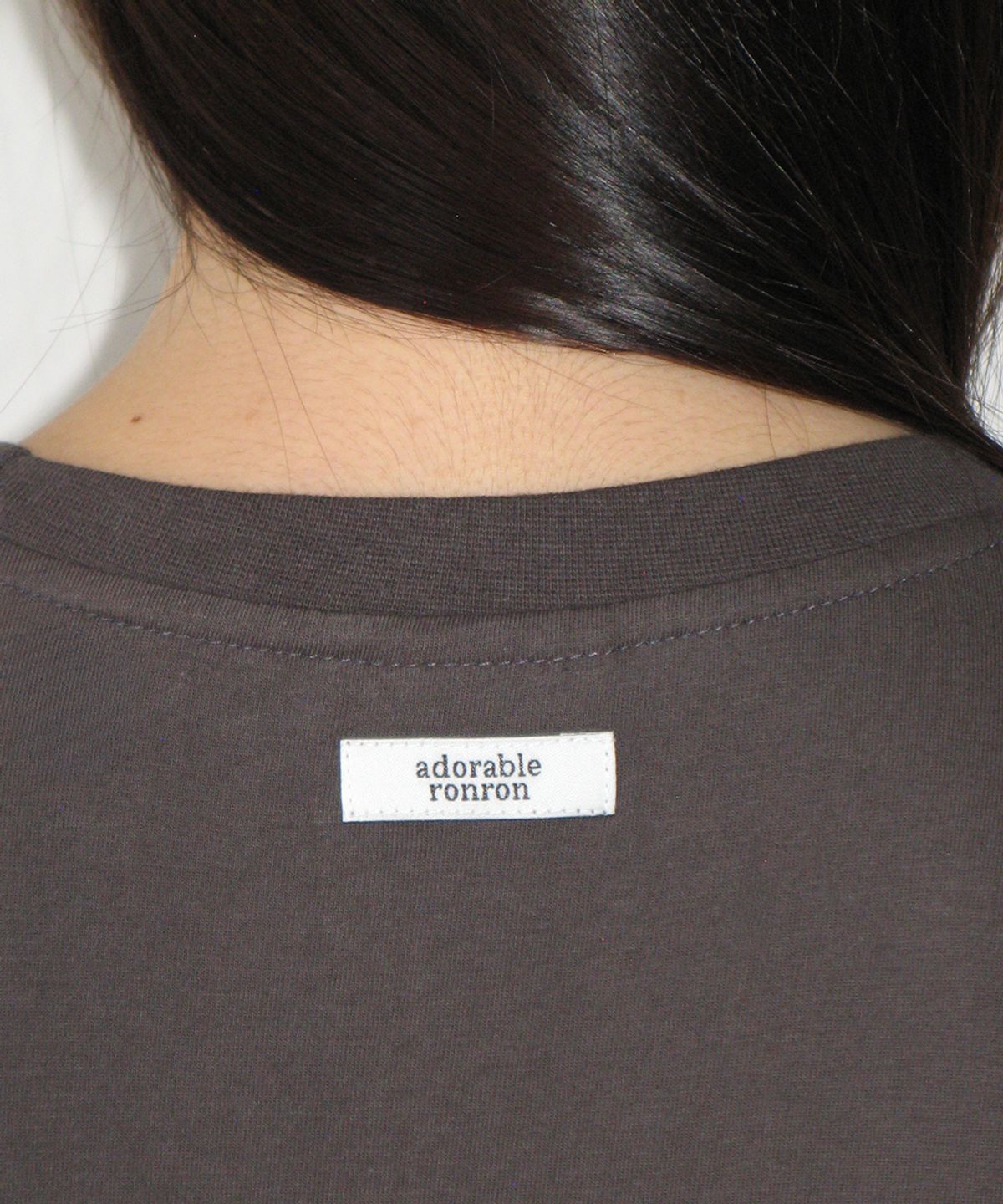 론론(RONRON) TIERED LAYERED LONG SLEEVE CHARCOAL
