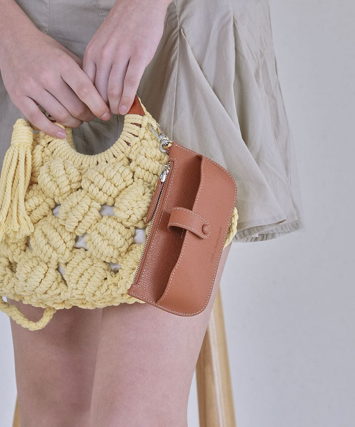 앤버터럼(ANDBUTTERUM) Cove_Sunglasses Case_Camel(BU6BAC01CA)