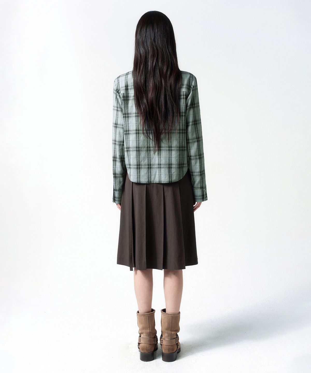 인사일런스 우먼(INSILENCE WOMEN) 로우 코튼 플리츠 스커트 BROWN