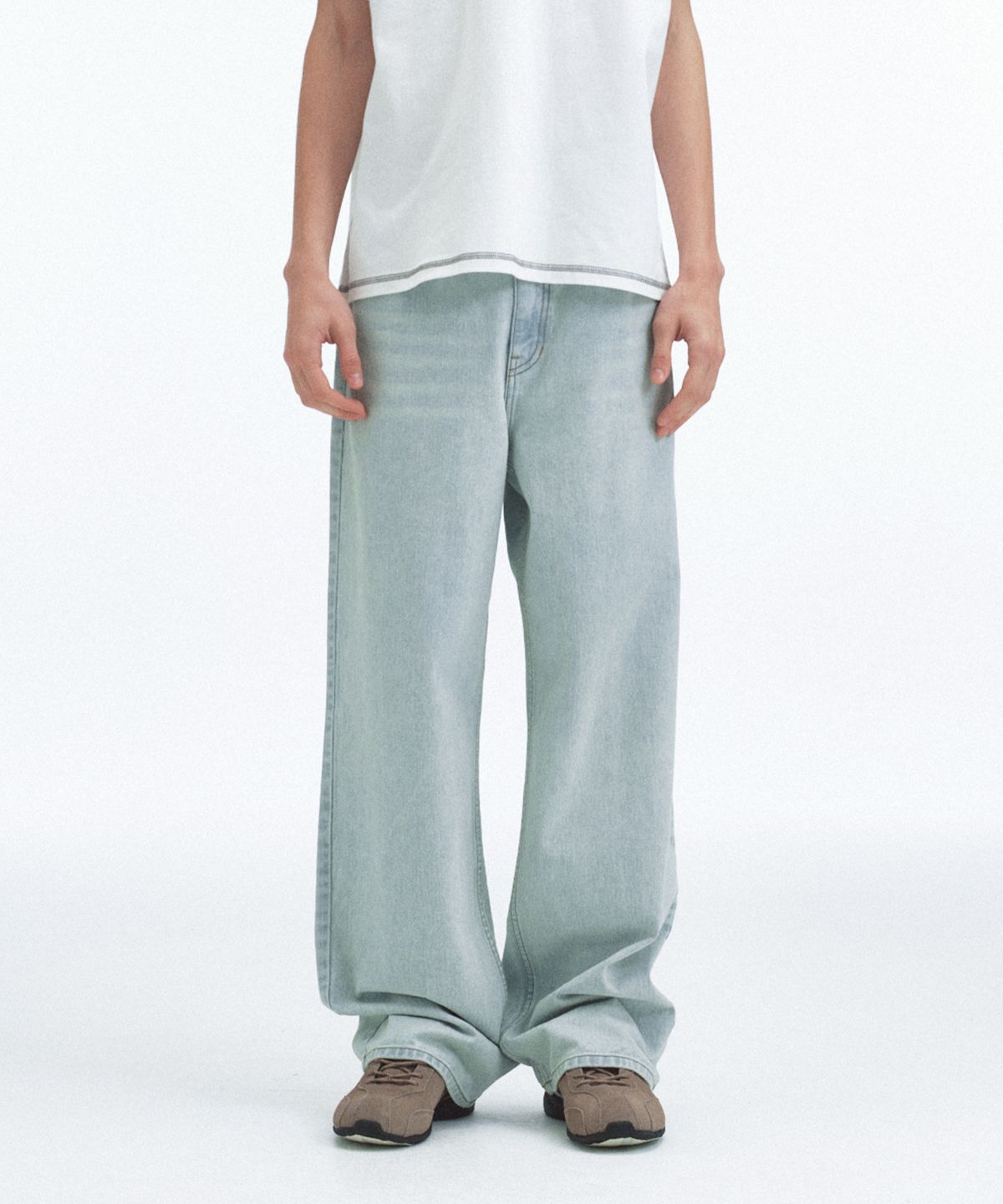 레스트앤레크레이션(REST&RECREATION) WASHED JEANS - LIGHT BLUE