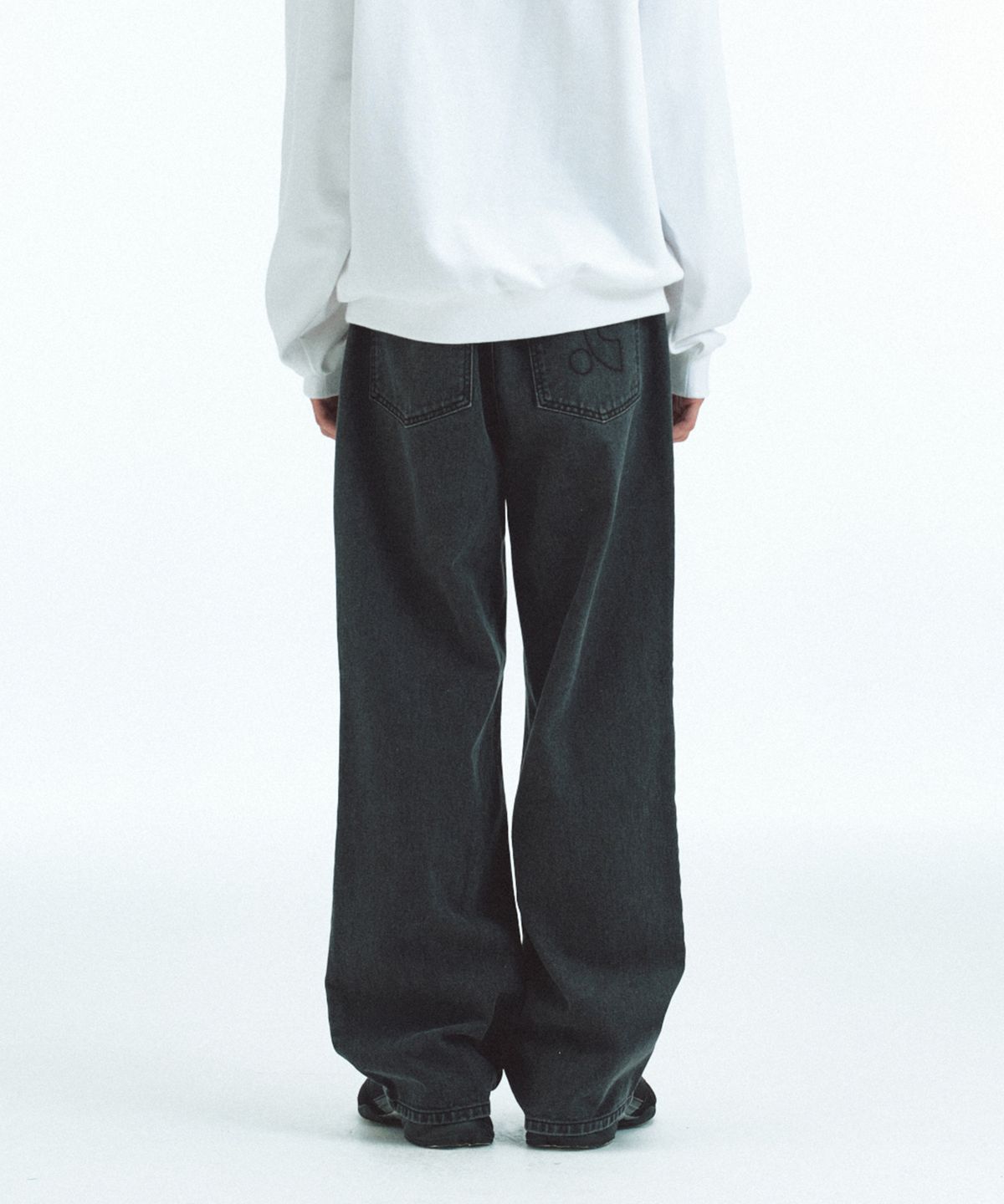 레스트앤레크레이션(REST&RECREATION) WASHED JEANS - BLACK
