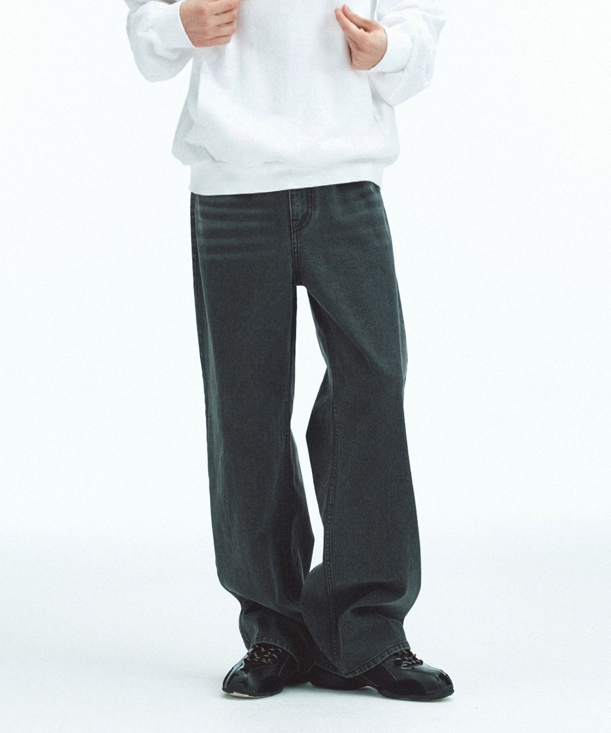 레스트앤레크레이션(REST&RECREATION) WASHED JEANS - BLACK