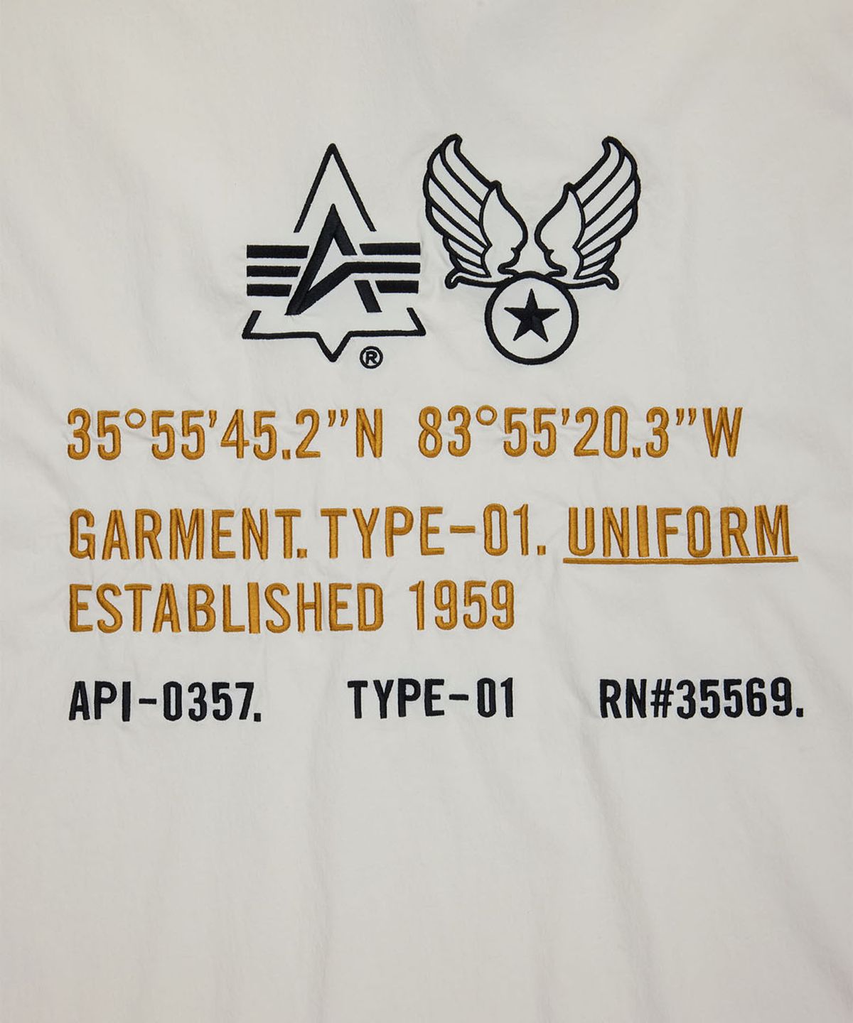 알파 인더스트리(ALPHA INDUSTRIES) SS 퍼티그 릴랙스드 데코 셔츠 듄 화이트