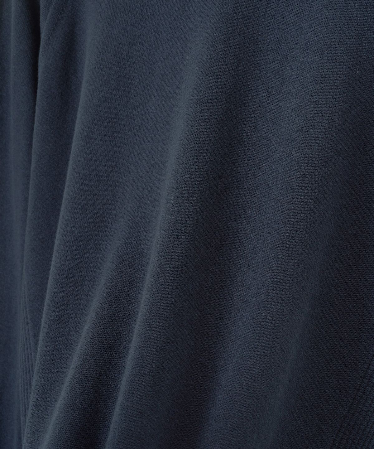 어나더 오피스(ANOTHER OFFICE) Whole Garment Crew-Neck Knit (Indigo Blue)