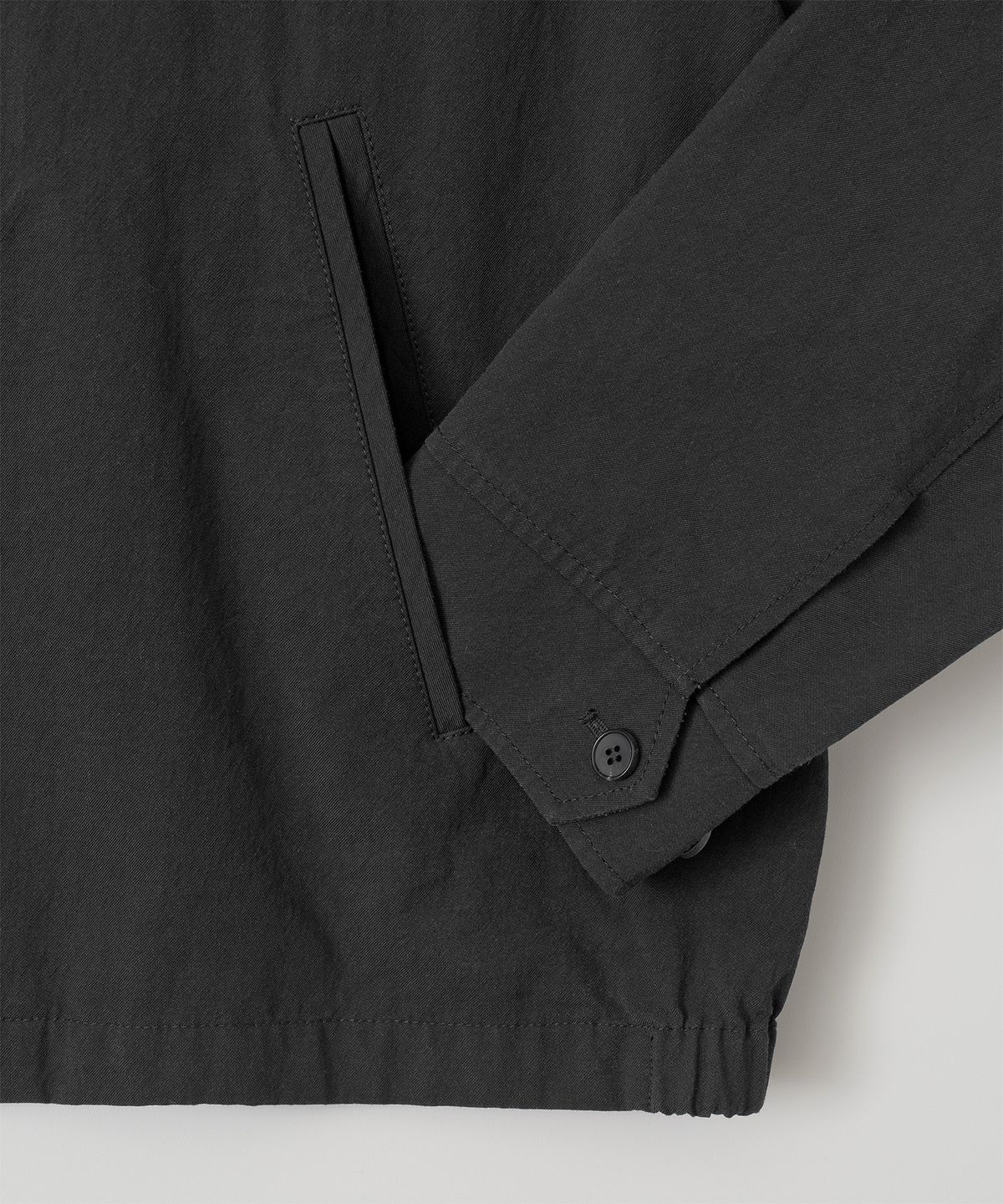어나더 오피스(ANOTHER OFFICE) Soutien Collar Blouson (Black)